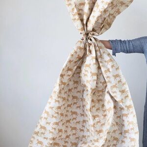 Creative Co-Op Safari Animal Wallpaper - Cream and Tan